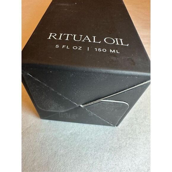 HIGHERDOSE Ritual Oil, 5 oz. 150ml - Picture 5 of 6